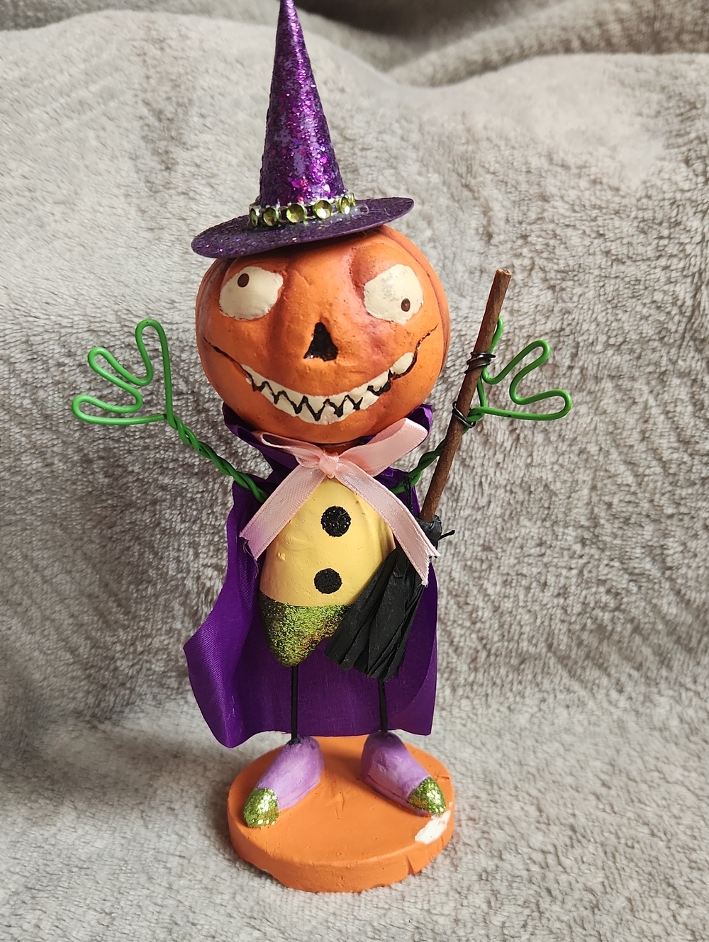 Halloween, Silly, Smiling Pumpkin Witch Lightweight Figurine Decoration